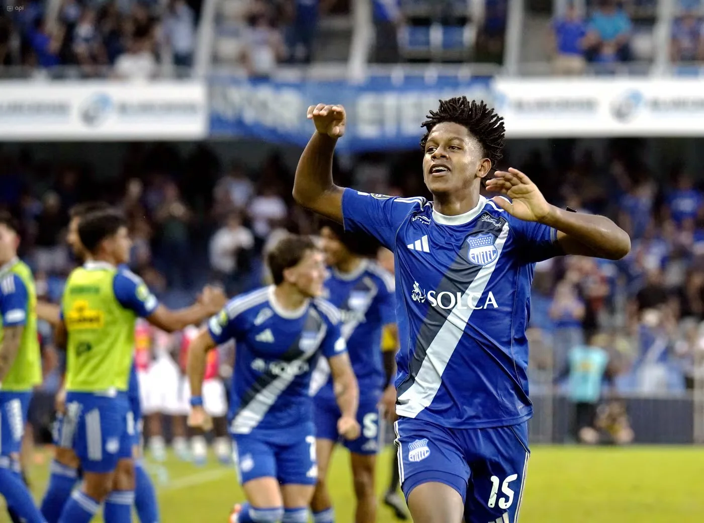 ¡Triunfo Eléctrico en el Capwell! La joya de 16 años, Luis Fragozo, amarga a Liga de Quito